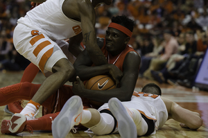 St. John's beat a struggling Syracuse team and shrunk the Orange's margin of error. 