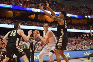 Tyler Lydon and the Orange look to win their second straight game on Saturday.