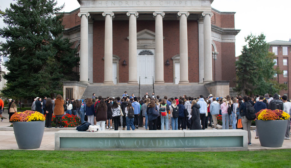 SU community members hold vigil on 1-year anniversary of Oct. 7